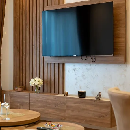 Gomax 3 M Lux , Appartamento