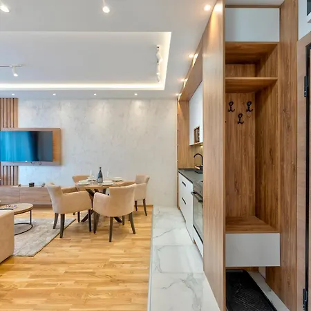 아파트 Gomax 3 M Lux , *