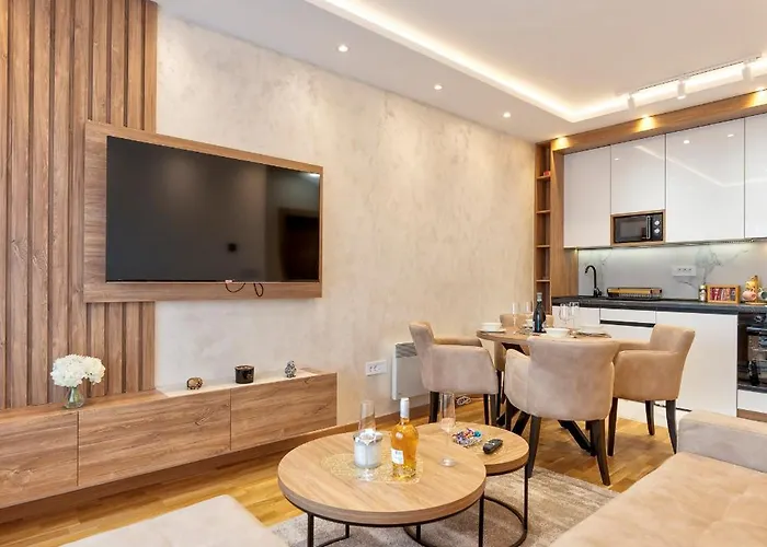 Gomax 3 M Lux , 公寓 兹拉蒂博尔